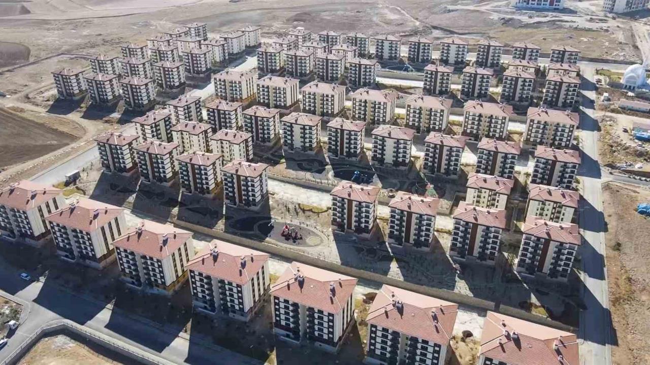 Eskişehir'de CHP'li Belediyelere TOKİ Tepkisi