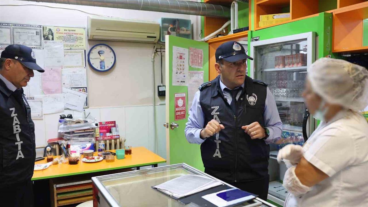 Ataşehir'de Okul Kantinlerine Sıkı Denetim Uygulandı