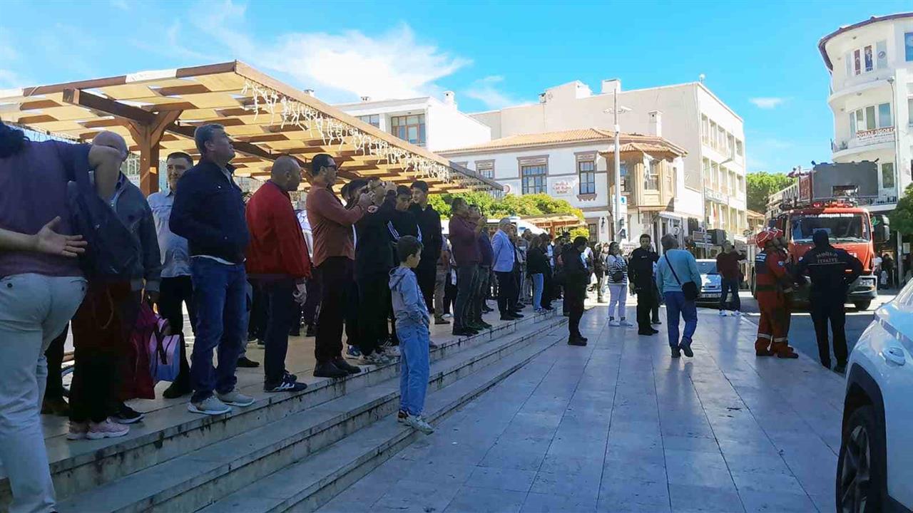 Menteşe'de İntihar Girişimi: Vatandaşın Dramı İzlenim Altında Kaldı