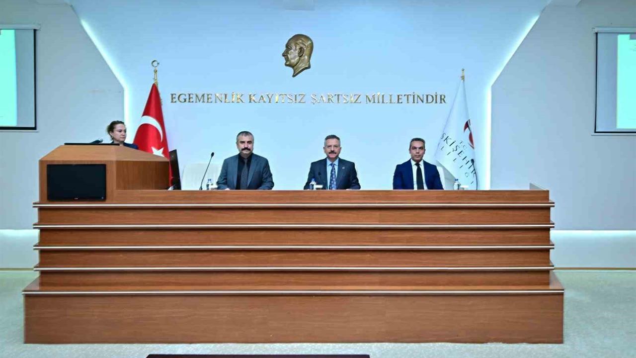 Eskişehir'de Kadınların Güçlenmesi İçin Toplantı Yapıldı