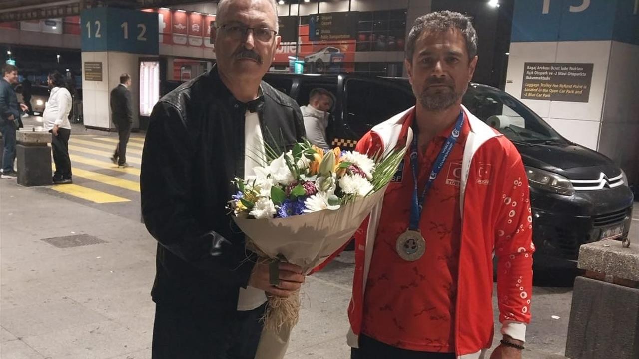 Eskişehirli Erkan Balk ile Milli Takım, Sualtı Şampiyonu oldu