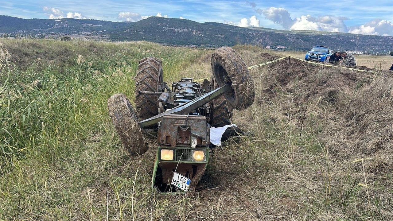 Bilecik'te Traktör Kazası: 78 Yaşındaki Adam Hayatını Kaybetti