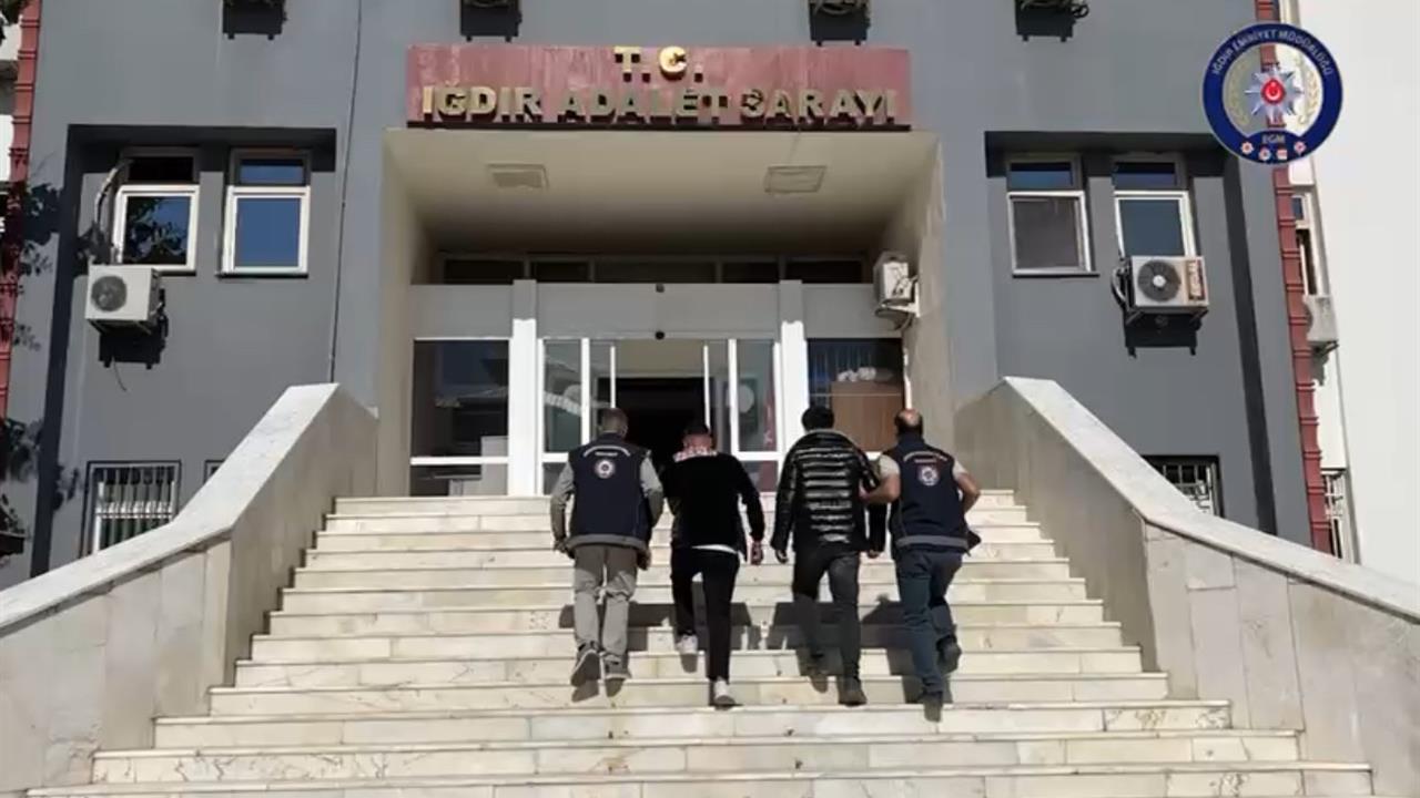 Iğdır'da Kaçak Afgan Göçmen Operasyonu: 10 Yakalandı