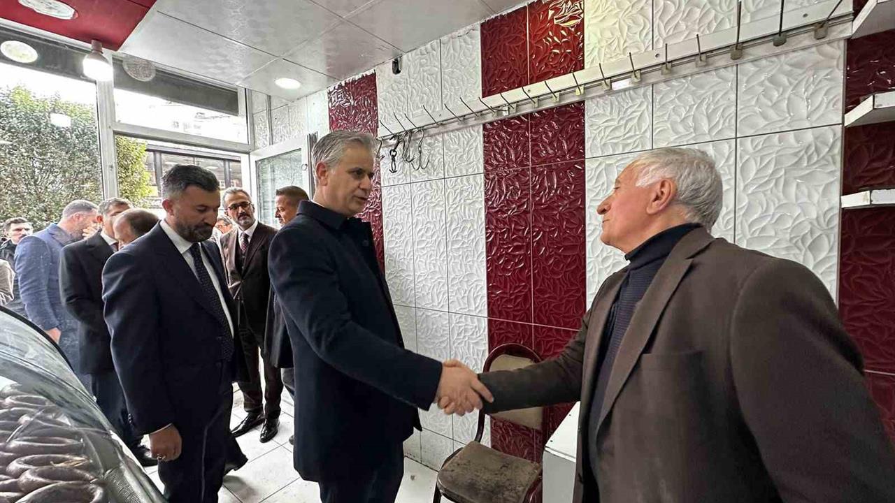 Ağrı'da AK Parti Genel Başkan Yardımcısı Yalçın'dan Gazze Açıklaması: Türkiye Yardımlarını Sürdürecek