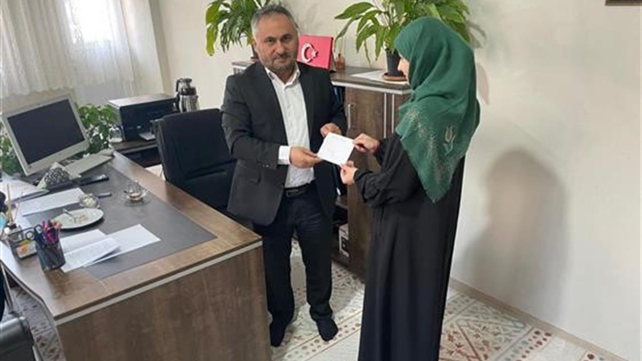 Hakkari'de Hafızlık Öğrencisinden Örnek Davranış