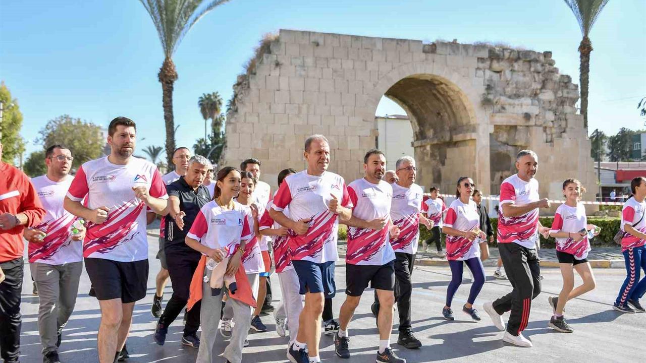 Mersin'de Uluslararası Tarsus Yarı Maratonu Coşkusu Başlıyor