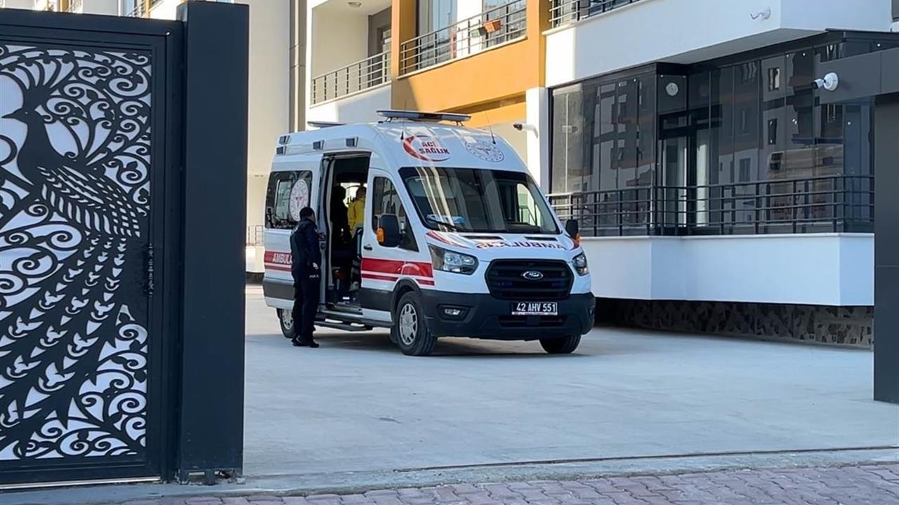 Konya'da Silahla Oynayan Genç Kendini Yaraladı