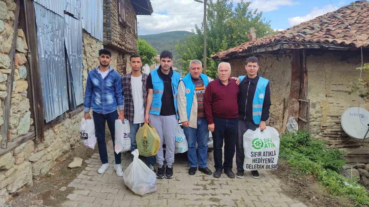 Kütahya'da Yangın Mağdurlarına Yardım Eli Uzatıldı