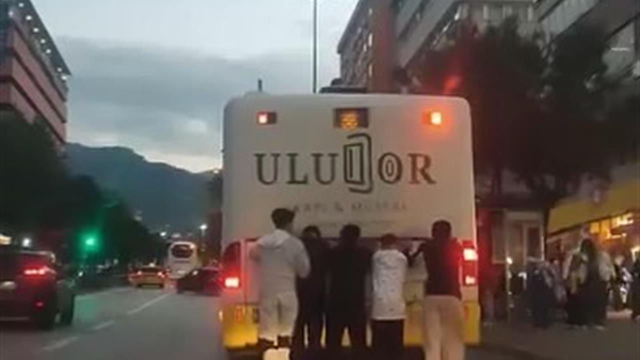 Bursa'da Gençlerin Tehlikeli Yolculuğu Kameralara Yansıdı