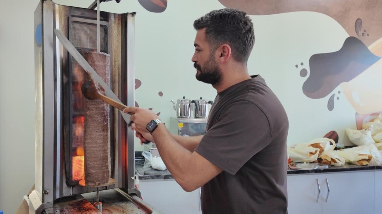 Akdenizli Öğrencilere Süper Oldu: Masterchef Akın’dan Sınav Stresine Dönerli Moral!