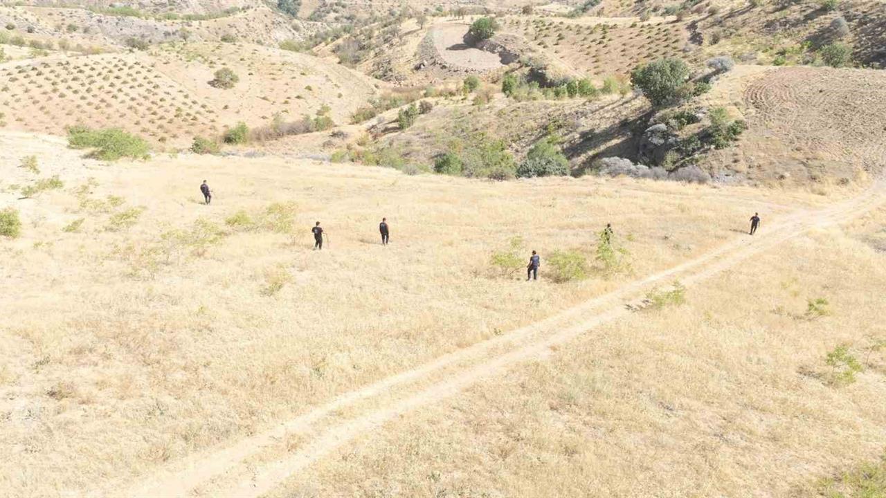 Siirt’te Kayıp Alzheimer Hastası İçin 250 Kilometrekare Tarandı