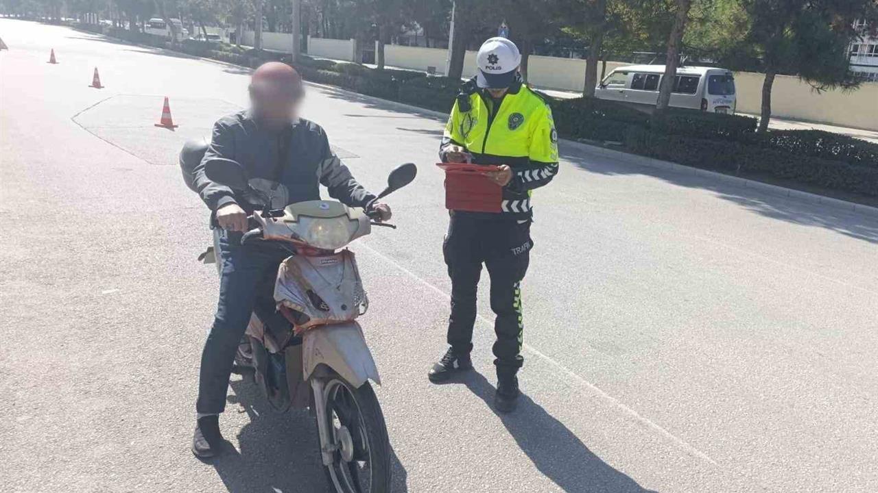Burdur'da Motosiklet Denetimi: 67 Ceza Kesildi