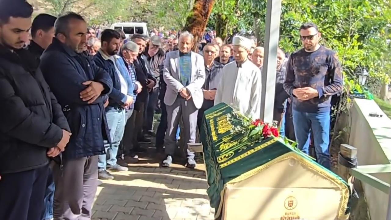 Giresunlu Sanatçı Yüksel Kader Son Yolculuğuna Uğurlandı