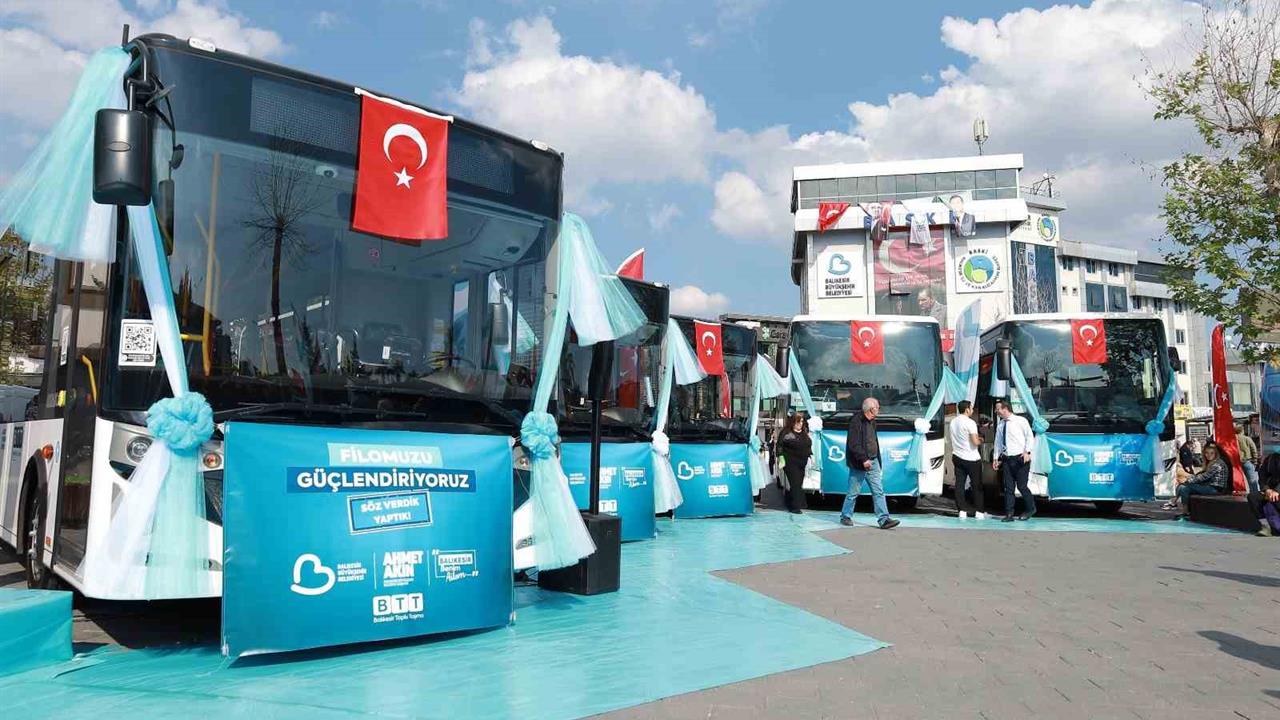 Balıkesir’de Ulaşımda Devrim: 13 Yeni Araç Hizmete Girdi