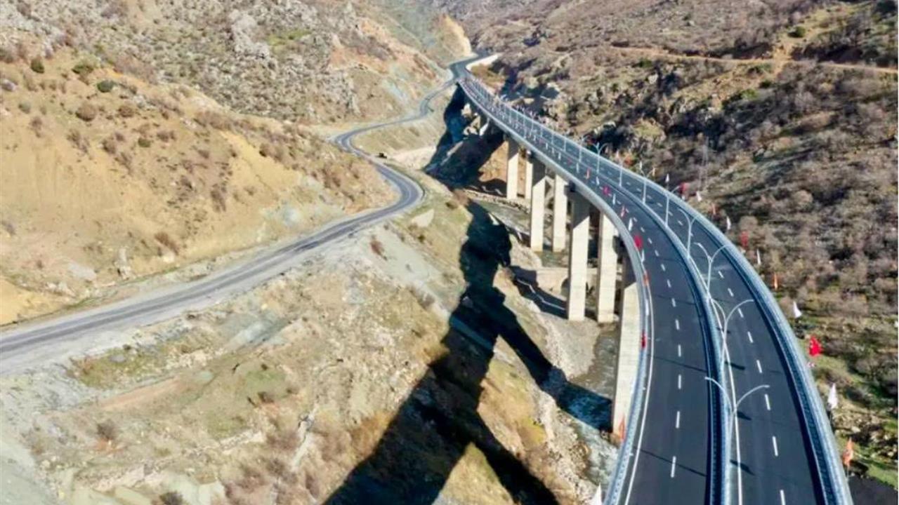 Bitlis-Baykan Yol Çalışmaları Tamamlandı: Güvenli ve Hızlı Seyahat İmkanı Sağlandı