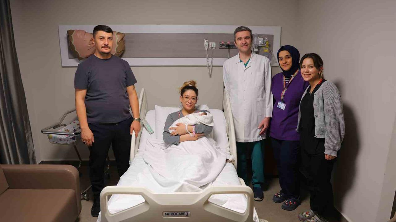 Kahramanmaraş'ta Tekrarlayan Düşüklerin Ardından Bebek Sevinci