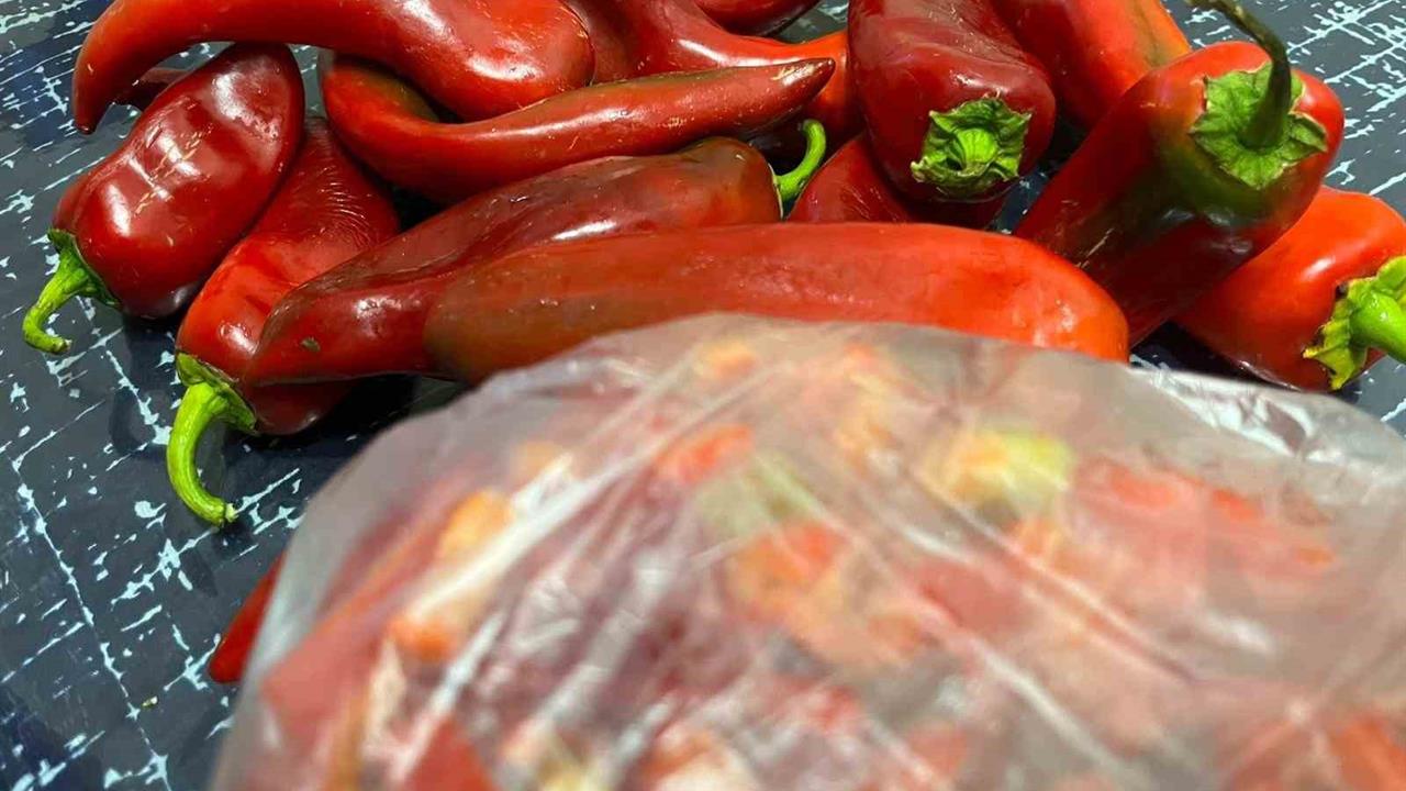 Bayburt'ta Kadınların Kış Hazırlıkları Devam Ediyor