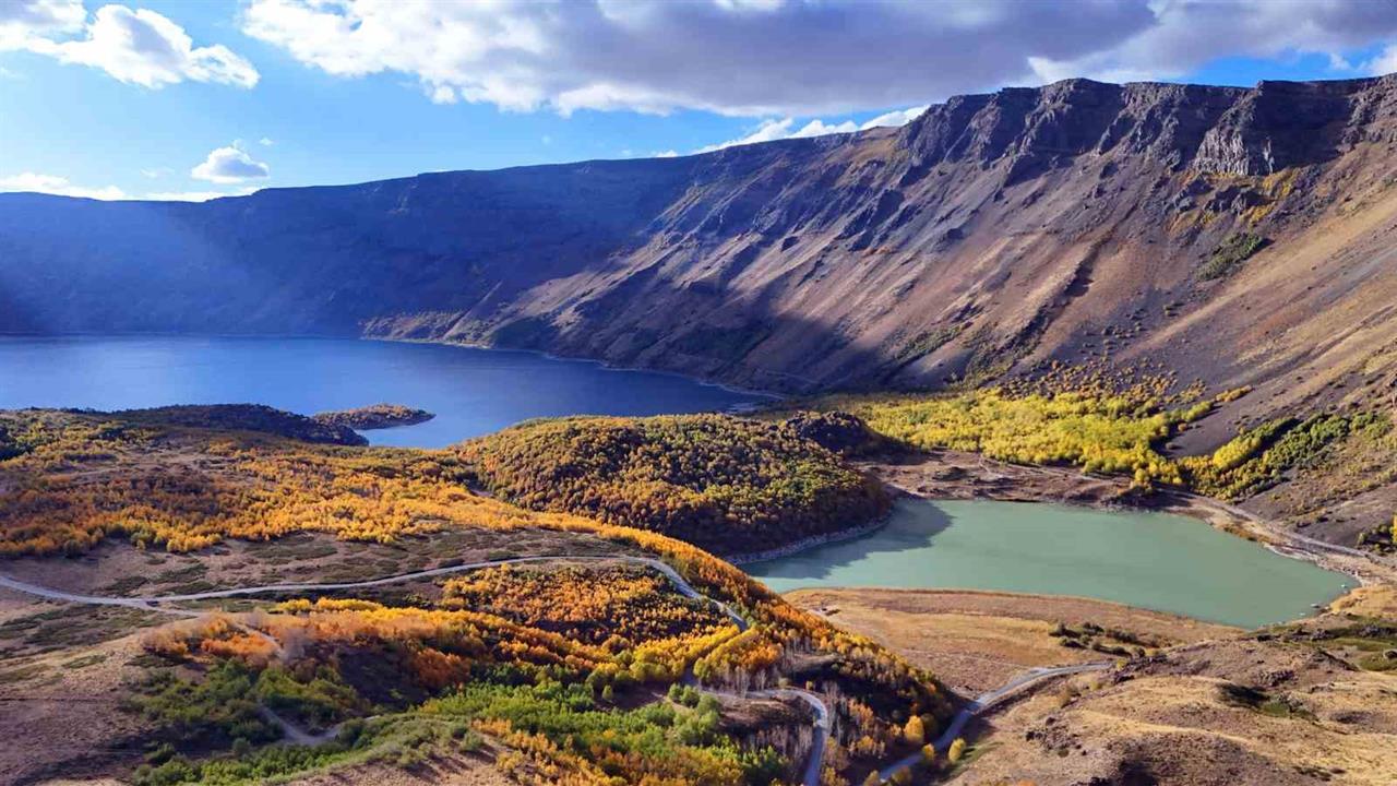 Nemrut Kalderası’nda Sonbahar Güzelliği Görsel Şölen Sunuyor