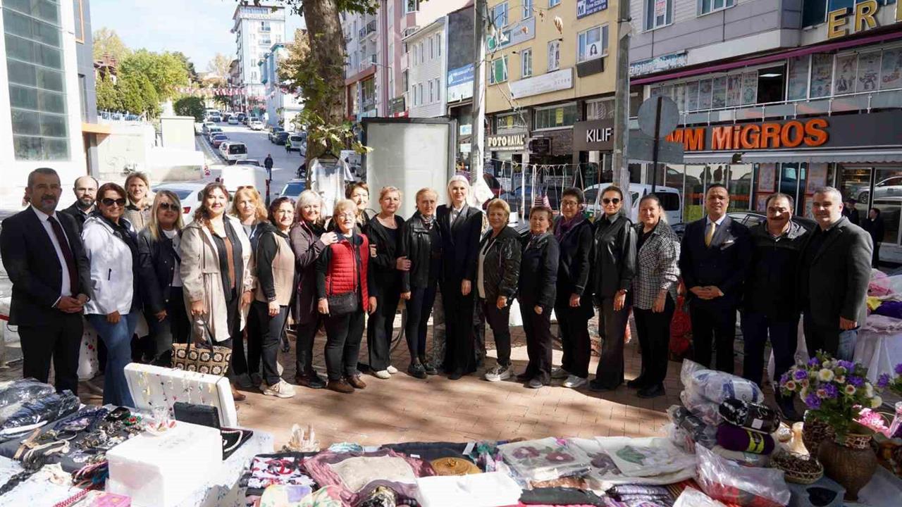 Bilecik'te Kadınların Emeğiyle Hayır Çarşısı Açıldı