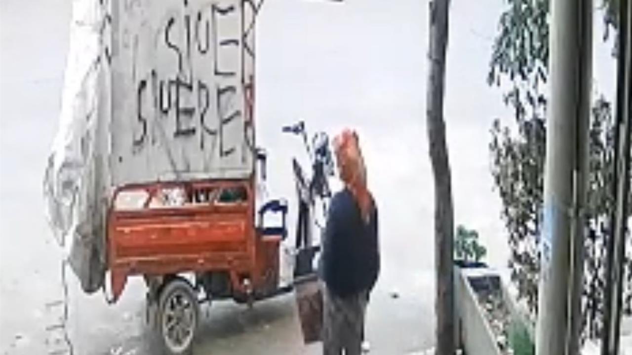 Turgutlu'da Hırsızlık Olayları Güvenlik Kamerasında Kaydedildi