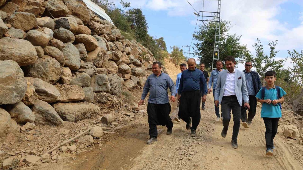 Feke'de Yol Sorunu Çözüldü, Üreticiler Sevindi