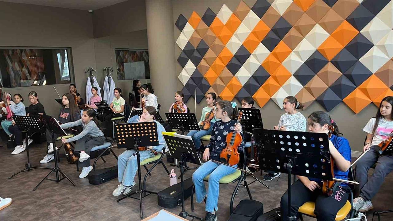 Şehitkamil'de Eğitim Dönemi Başladı: Müzik ve Sanat Atölyeleri Açıldı