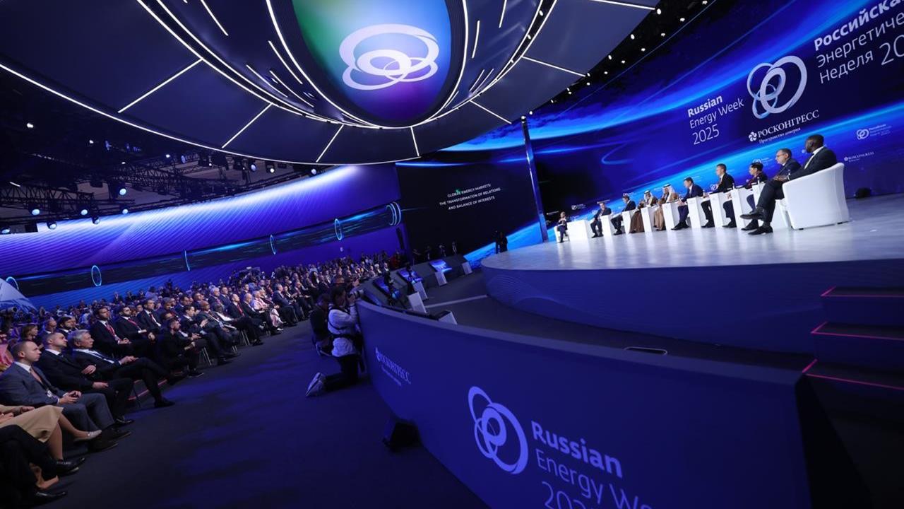 Bayraktar: TürkAkım Anlaşması Avrupa Enerji Güvenliğinde Anahtar Rol Oynuyor