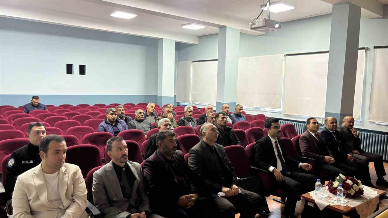 Susuz'da Okul Servis Sürücülerine Eğitim Verildi