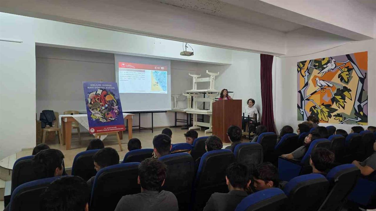 Didim'de Öğrencilere Deniz Temizliği Eğitimi Verildi