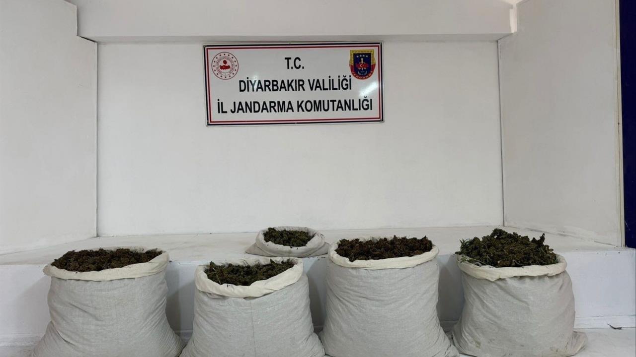 Diyarbakır'da Uyuşturucu Operasyonu: 93 Kilo Ele Geçirildi
