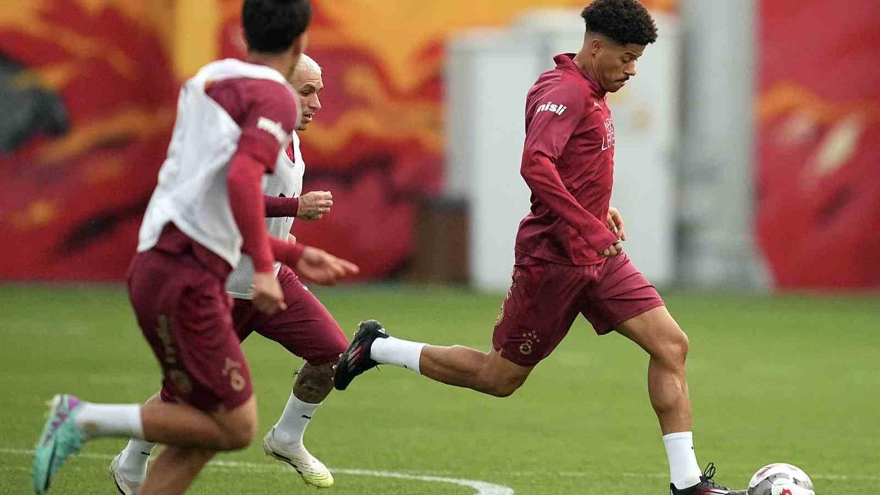 Galatasaray, Başakşehir Maçına Hazırlanıyor