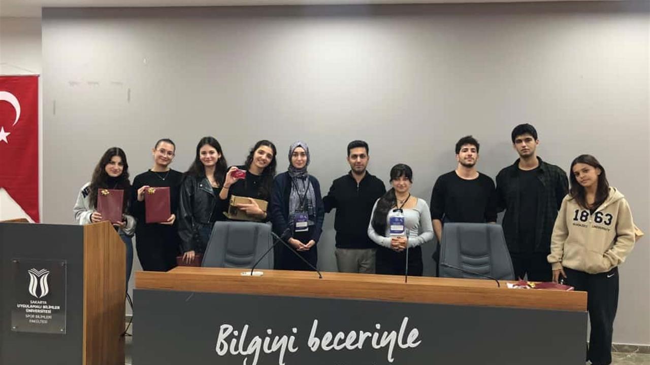 Düzce Üniversitesi Öğrencileri Hackathon'da Üçüncü Oldu