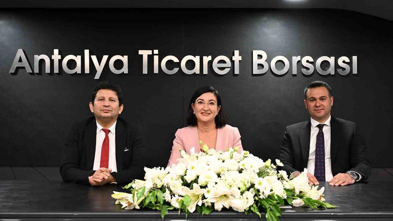 Antalya'da Tarım Gündem Toplantısı: İsraf Sorununa Dikkat Çekildi