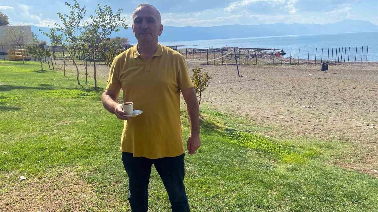 İznik'te Esnaftan Papa'ya Kahve Teklifi