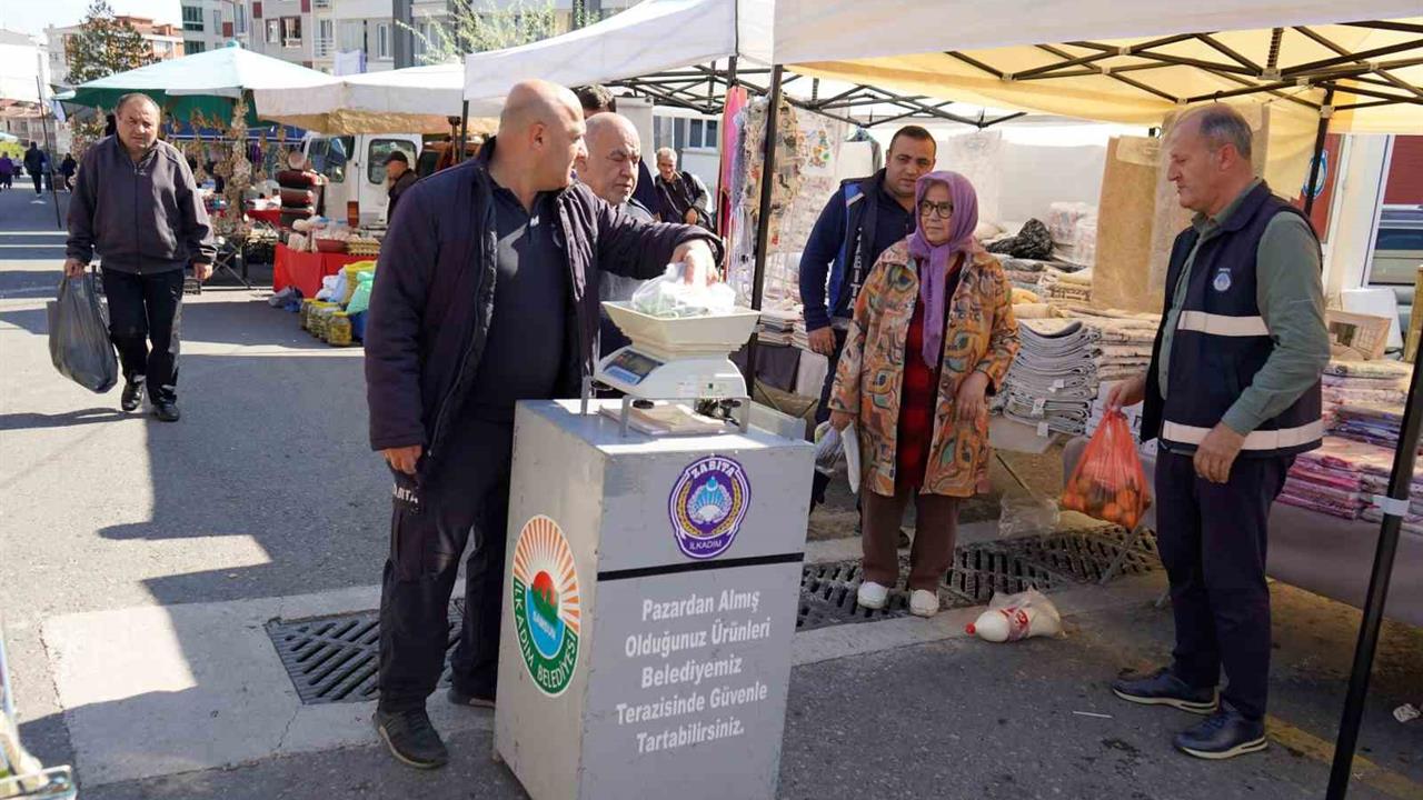 Samsun’da Semt Pazarlarında Belediye Tartısı Uygulaması Başlatıldı