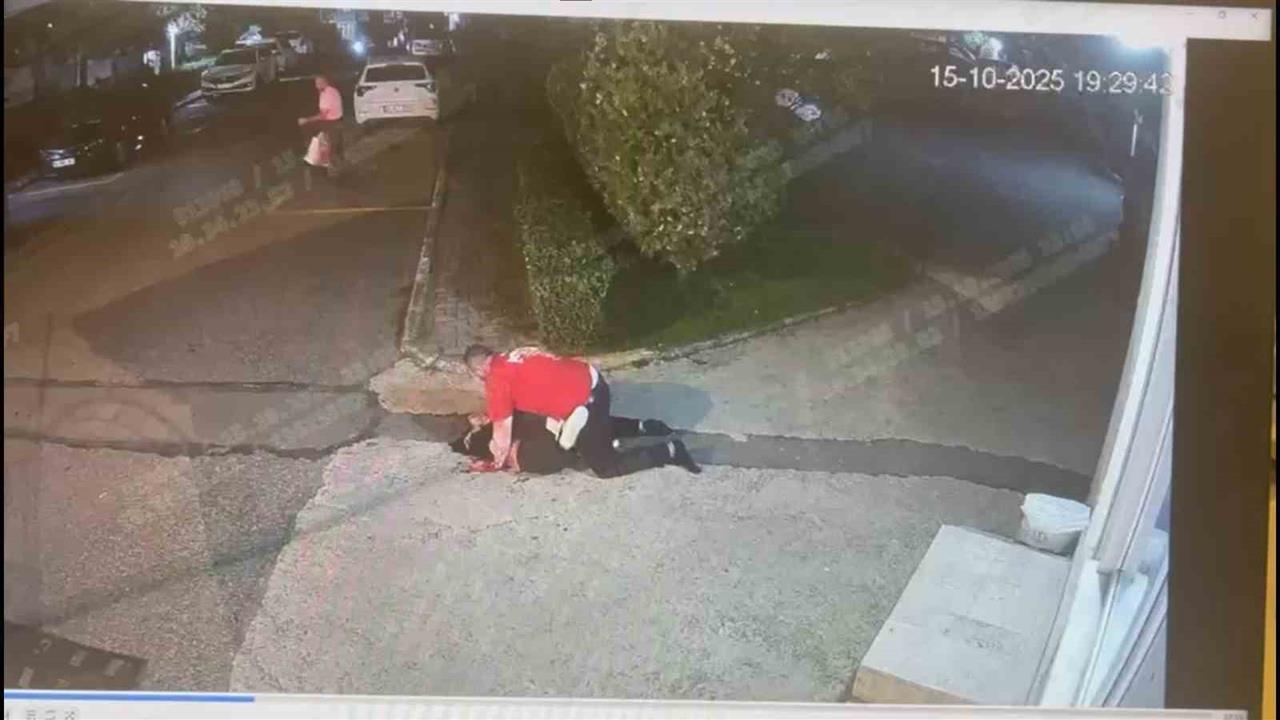 Beykoz'da Eski Sevgili Dehşeti: Bıçaklama Anı Kamerada