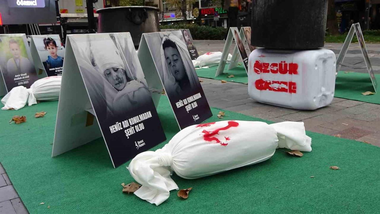 Kocaeli'de Gazze'nin Dramı: Küçükkefenler Sergisi Açıldı