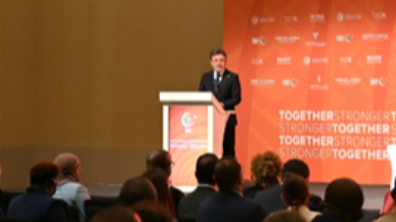 Bakan Yumaklı: "Afrika Ülkeleriyle Tarımsal İşbirliklerini Derinleştiriyoruz"