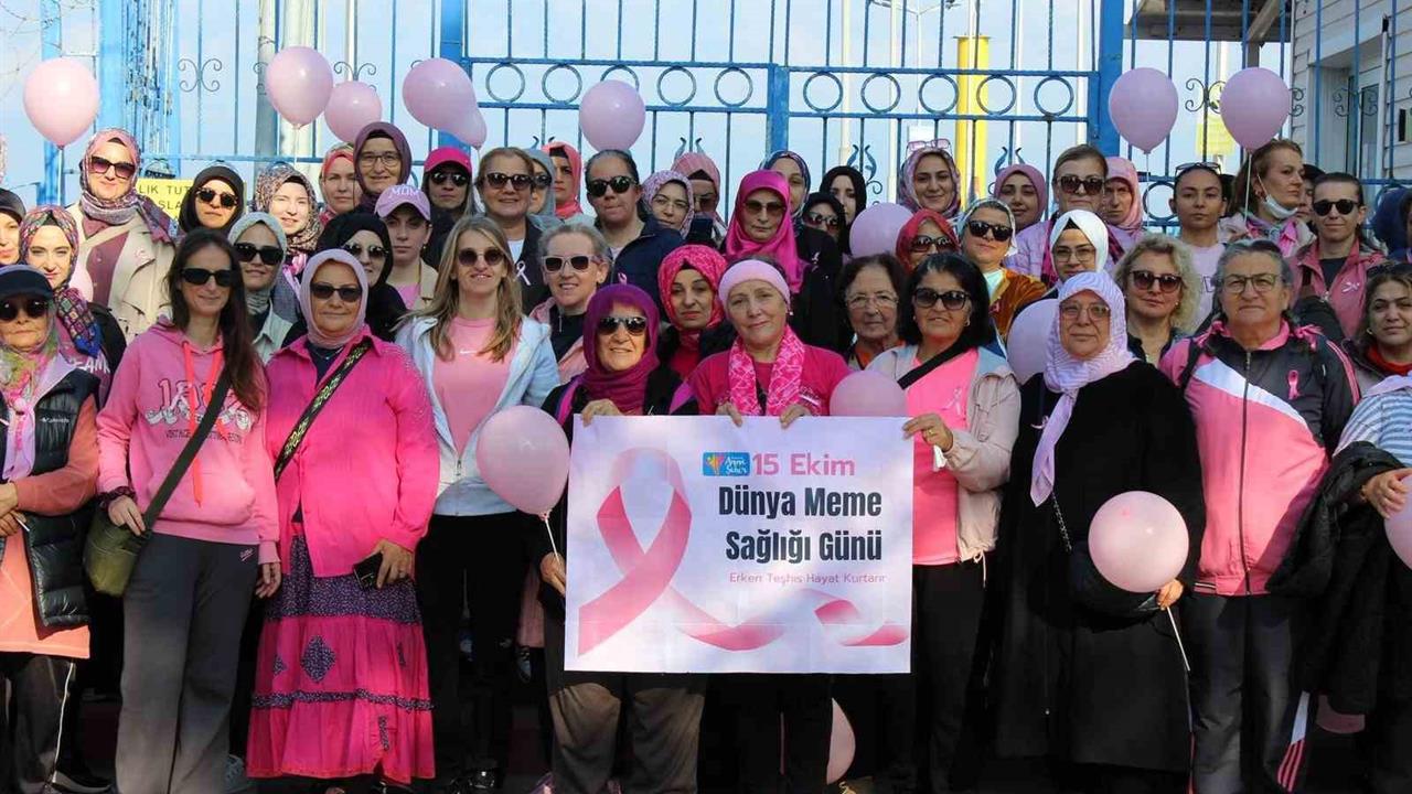 Kocaeli'de Meme Sağlığı İçin Pembe Farkındalık Yürüyüşü