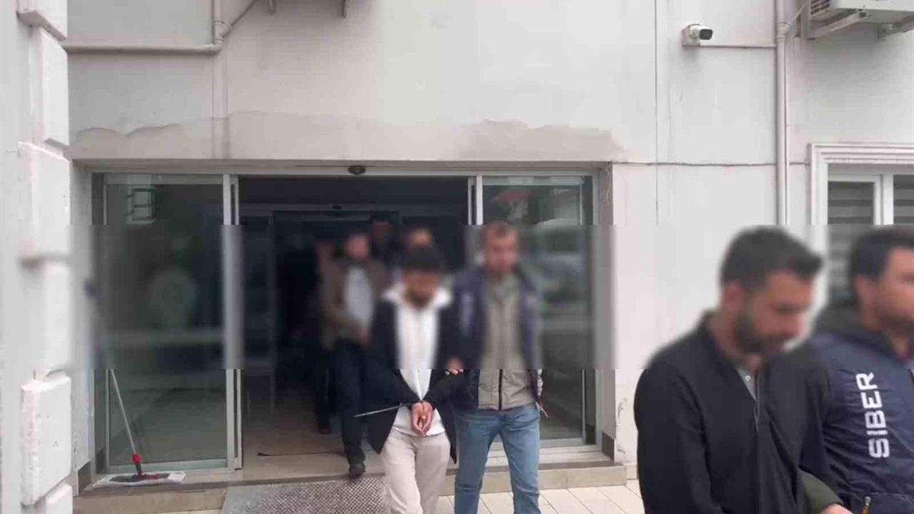 Sakarya'da Sahte Borsa Dolandırıcılığı: 13 Tutuklama