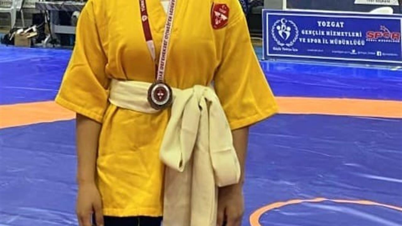 Elazığlı Güreşçi Evindar Türkiye 3’üncüsü Oldu