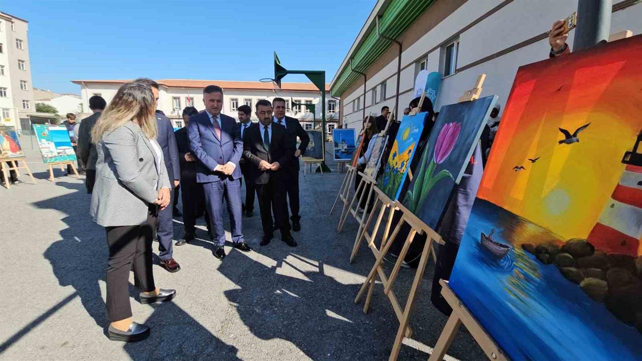 Kayseri'de İmam Hatip Okulları'nın 74. Yıldönümü Kutlandı