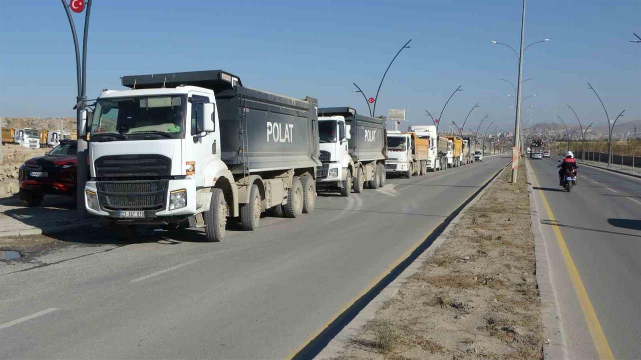 Malatya’da Hafriyat Kamyonu Sürücülerinden Ceza İsyanı