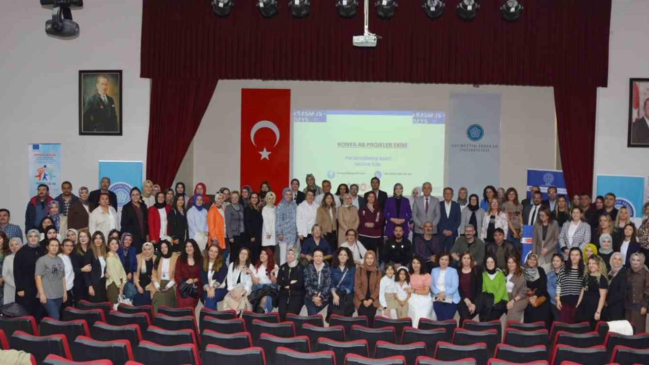 Konya'da ErasmusDays Etkinliği: Eğitim Fırsatları Tanıtıldı