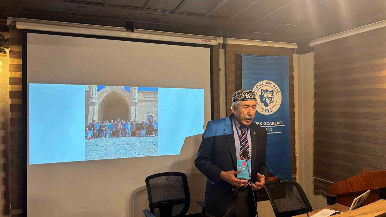 Türk Ocağı Eskişehir Şubesi, Türkistan Coğrafyasındaki Medeniyet İzlerini Takip Etmek Amacıyla Bir Gezi Düzenledi.