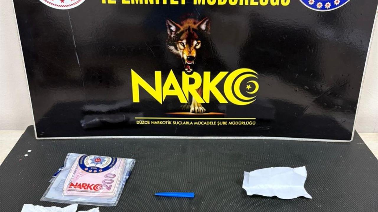 Düzce'de Uyuşturucu Operasyonu: 2 Tutuklama
