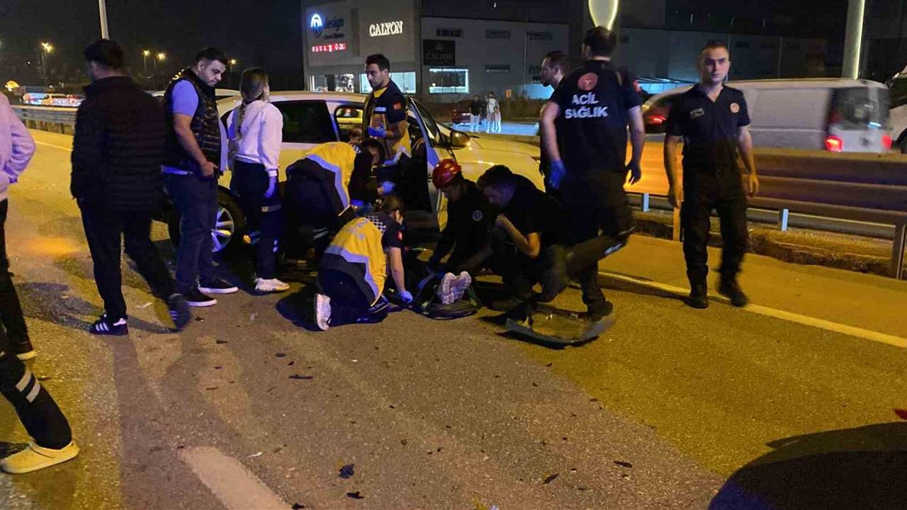 Bursa'da Zincirleme Kaza: 3 Yaralı