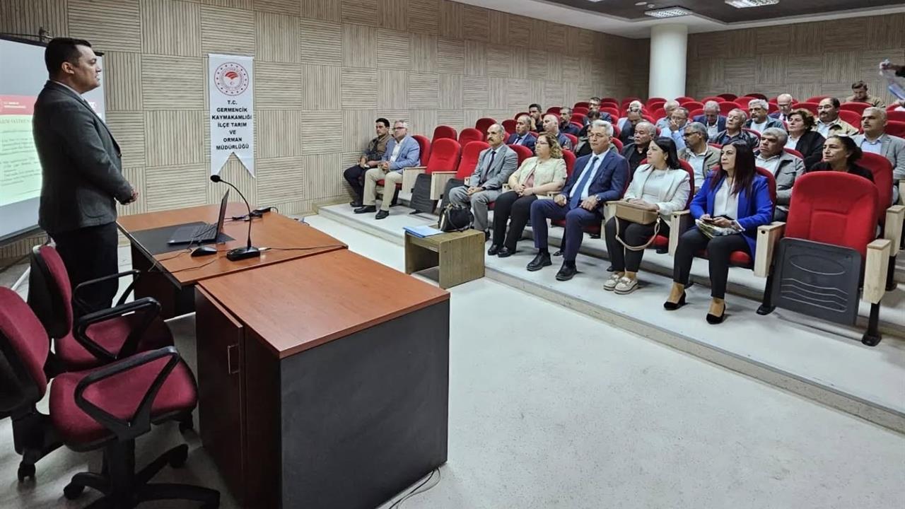 Germencik'te Muhtarlara Tarım Bilgilendirmesi Yapıldı