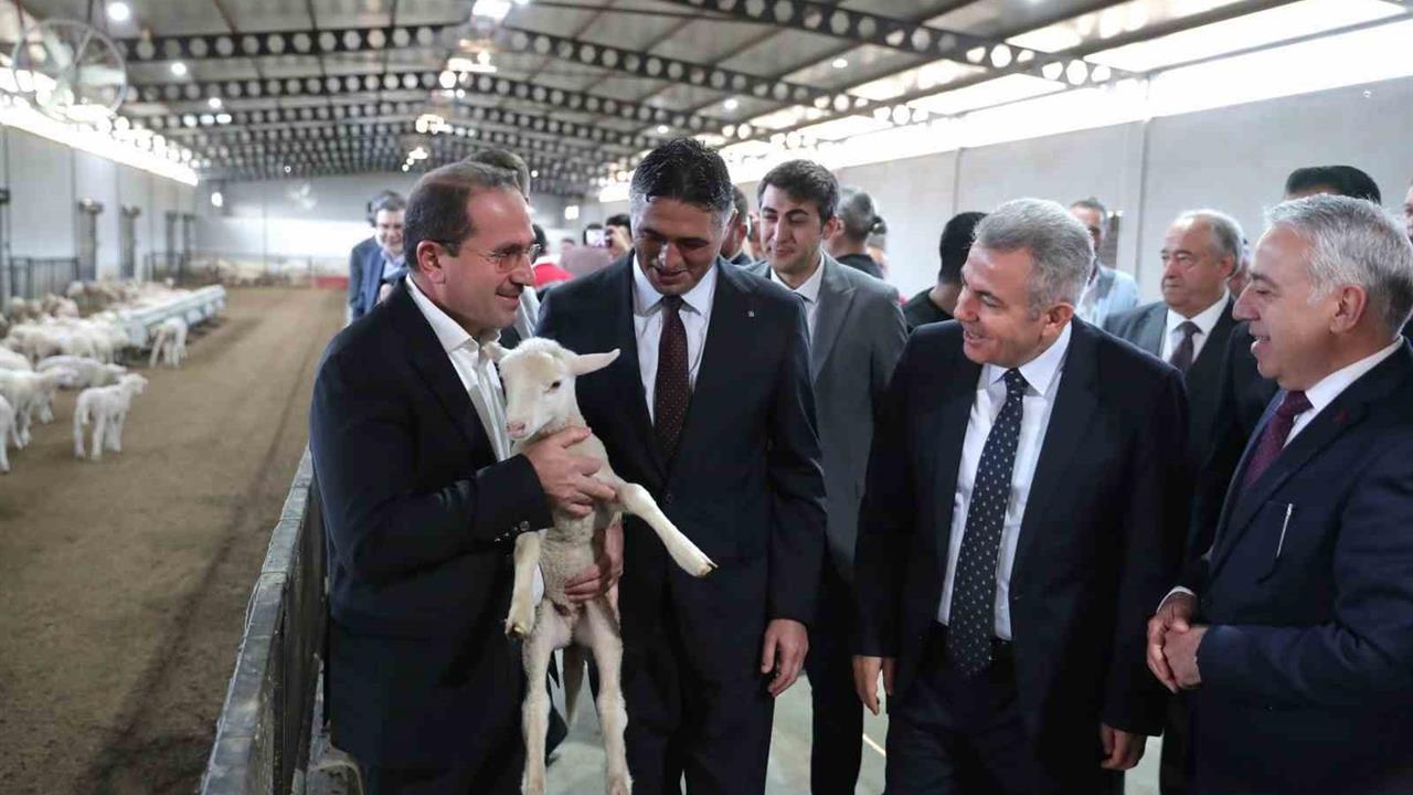 Aliağa Kırsal Kalkınma Projeleriyle Öne Çıkıyor