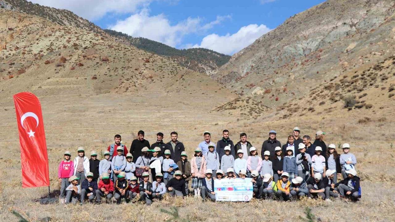 Oltu'da Erasmus Zirvesi: Çevre Bilinci Artıyor